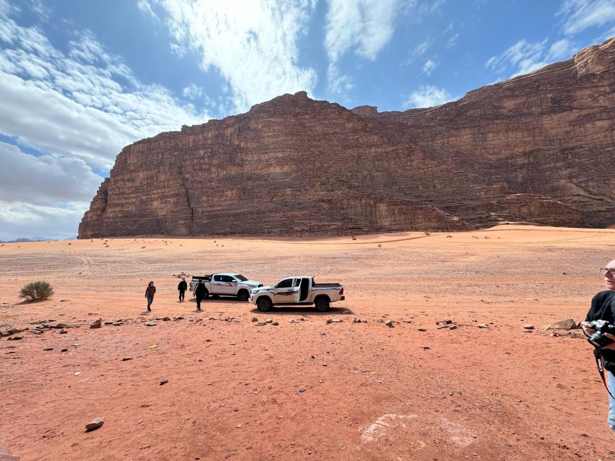 Sunrise Luxury Camp Hotell Wadi Rum Eksteriør bilde
