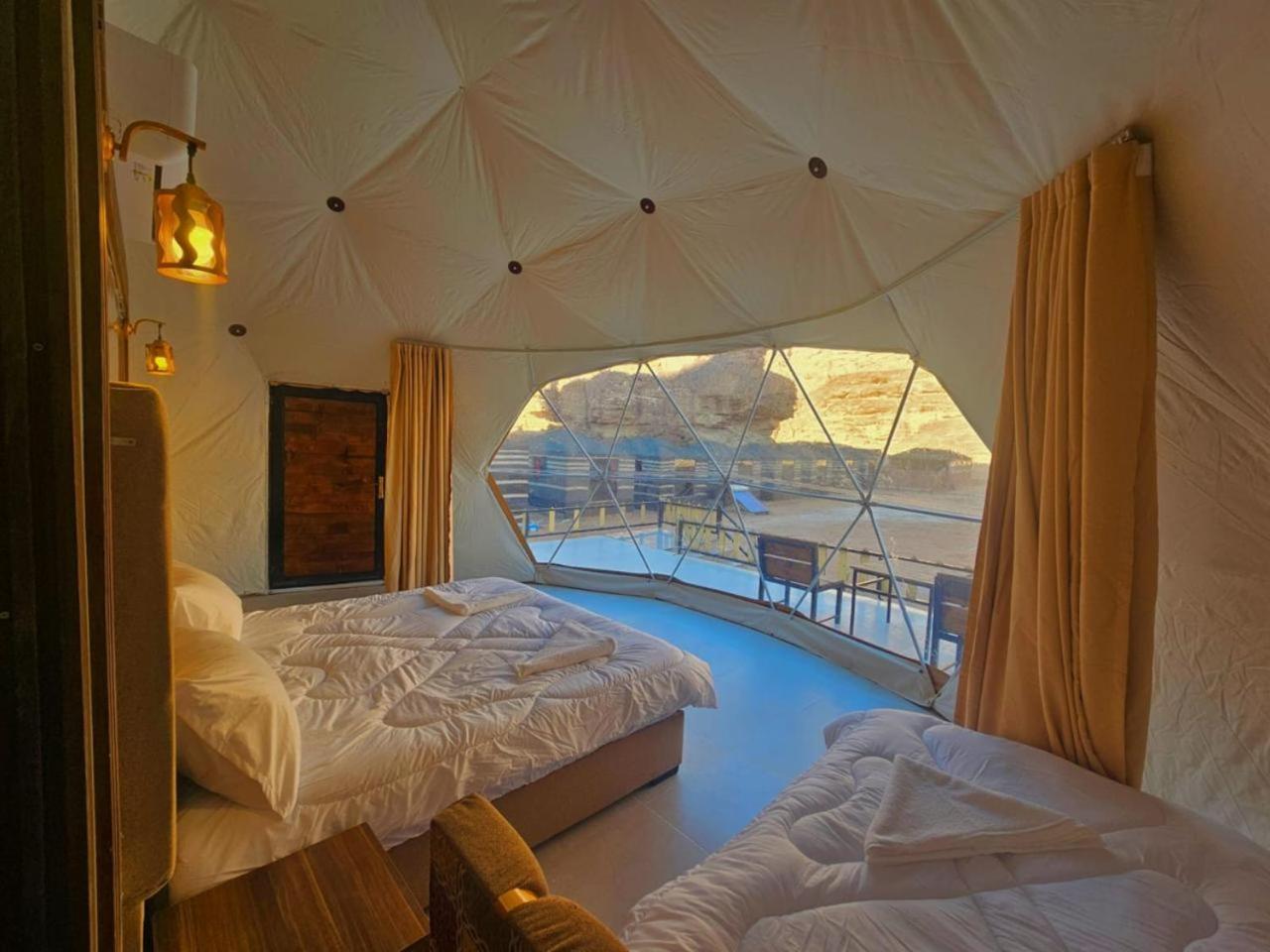 Sunrise Luxury Camp Hotell Wadi Rum Eksteriør bilde